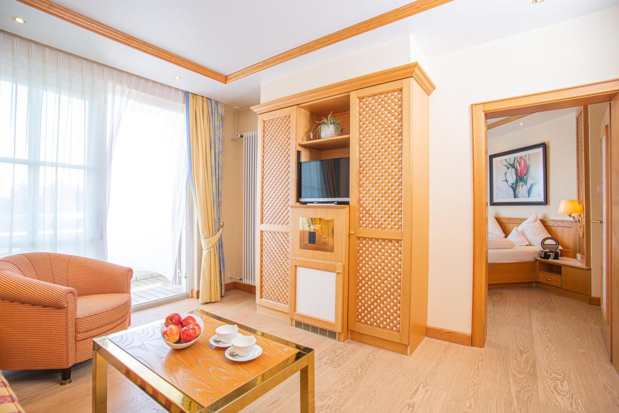Thermenhotel Quellenhof Бад-Фюссинг Экстерьер фото